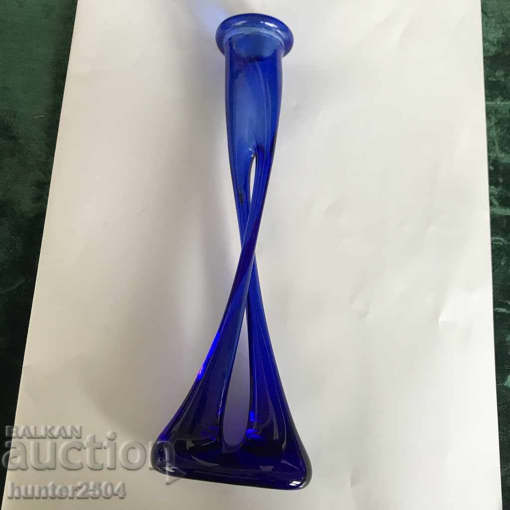 Vaza din sticlă de cobalt, lucrată manual, înălțime de 30 cm