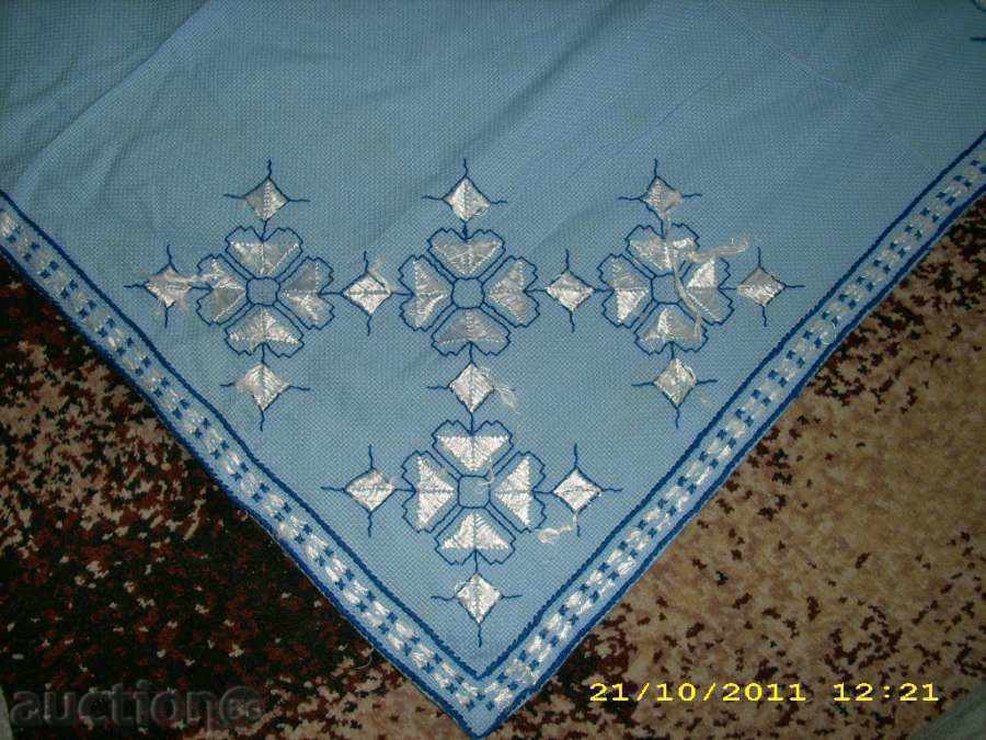 old hand embroidered tablecloth - 5 old hand embroidered tablecloth - 5