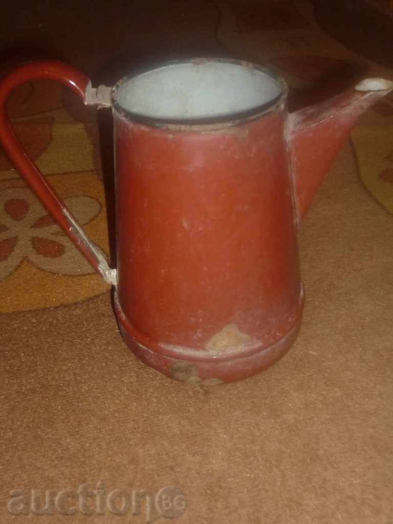 Delivery of Ancient metal kettle / coffee maker