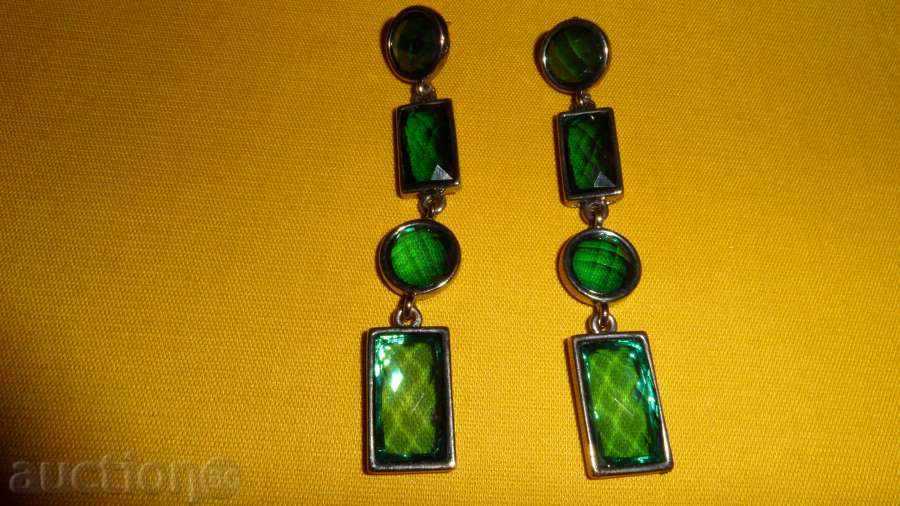 Σκουλαρίκια με πράσινες πέτρες, DjKv