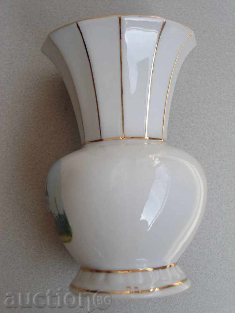 Auction Porcelain vase Auction Porcelain vase