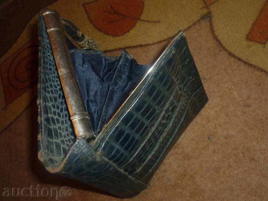 Auction Ancient leather bag Auction Ancient leather bag
