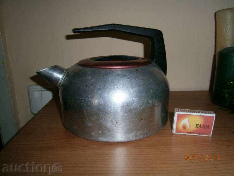 An old kettle with price 6.00 BGN | € 3.07