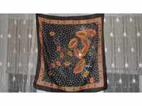 EȘARFĂ cu buline albe și flori portocalii