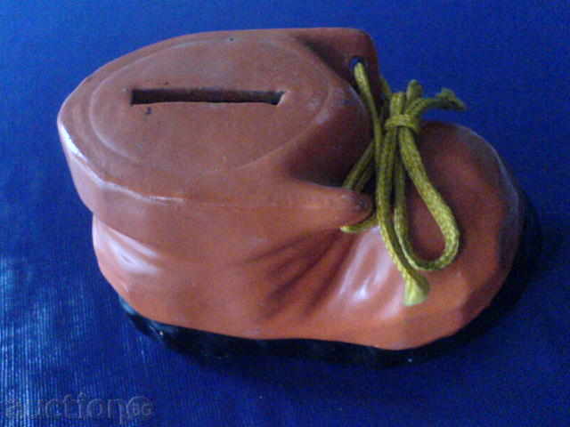 κουτί με τιμή 9.00 BGN | € 4.60 κουτί με τιμή 9.00 BGN | € 4.60