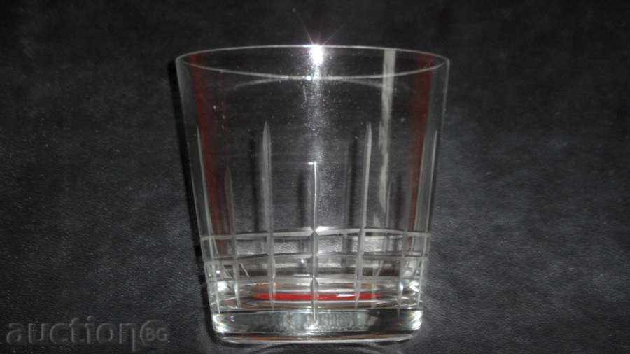 SERVICE 6 pahare de whisky, sticla de potasiu „Kitka“ N.pazar cu preț 26.99 BGN | € 13.80