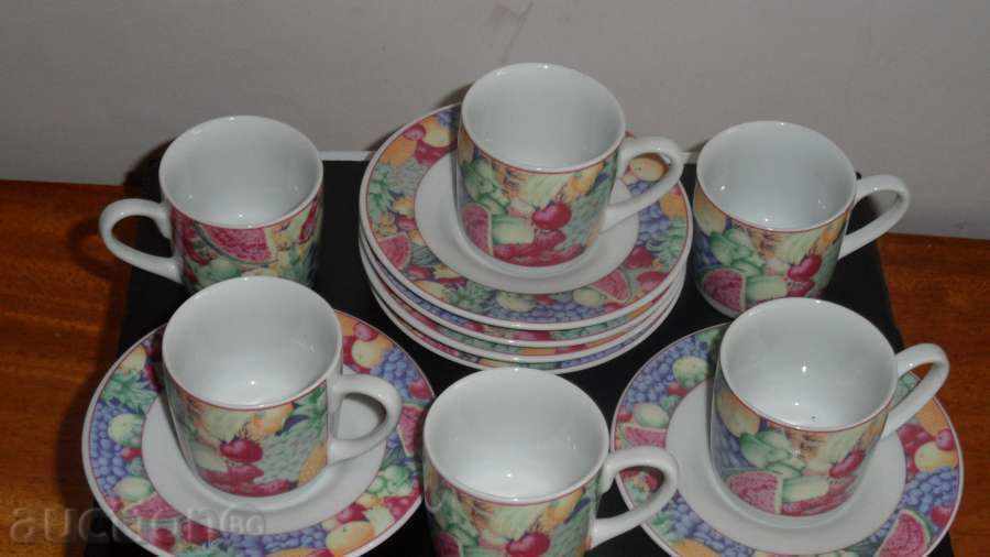 SERVICE for coffee 6 cups + 6 plates of porcelain - new, fresh with price 25.00 BGN | € 12.78 SERVICE for coffee 6 cups + 6 plates of porcelain - new, fresh with price 25.00 BGN | € 12.78
