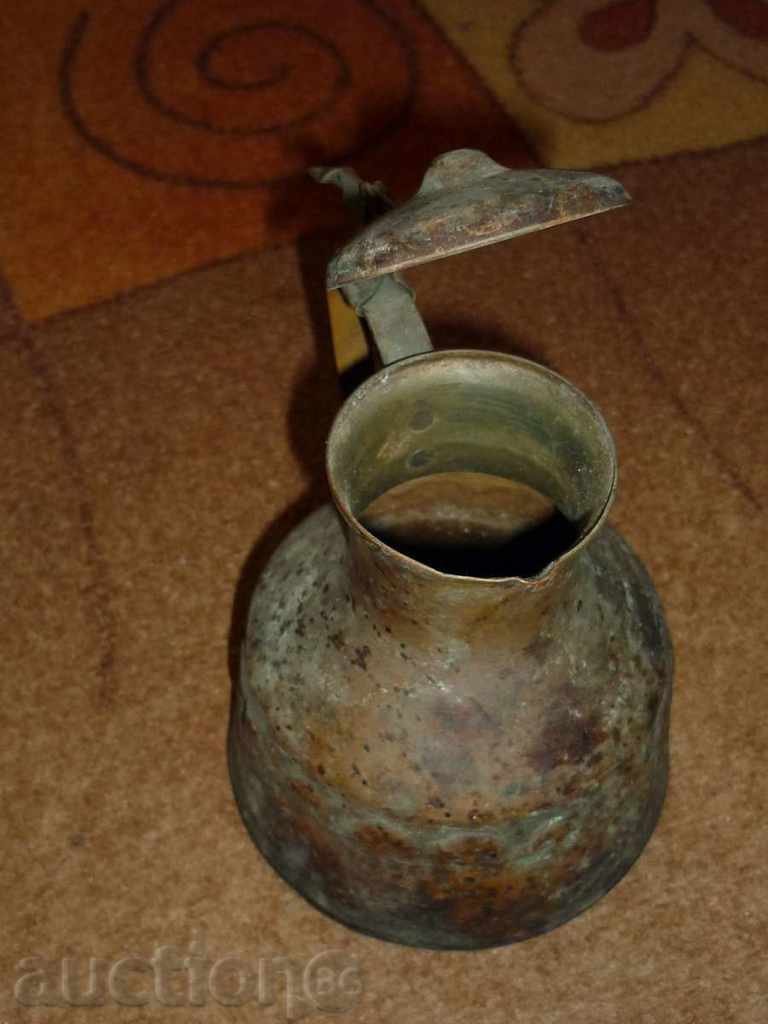 Auction Copper hand-made vessel Auction Copper hand-made vessel
