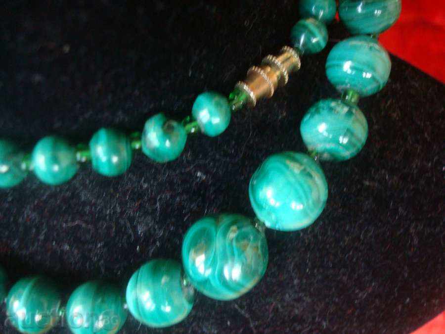 Long malachite necklace - good workmanship - new with price 44.95 BGN | € 22.98 Long malachite necklace - good workmanship - new with price 44.95 BGN | € 22.98