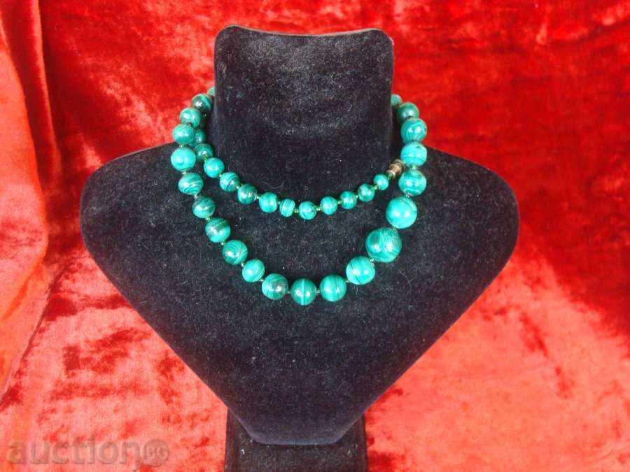 Long malachite necklace - good workmanship - new Long malachite necklace - good workmanship - new