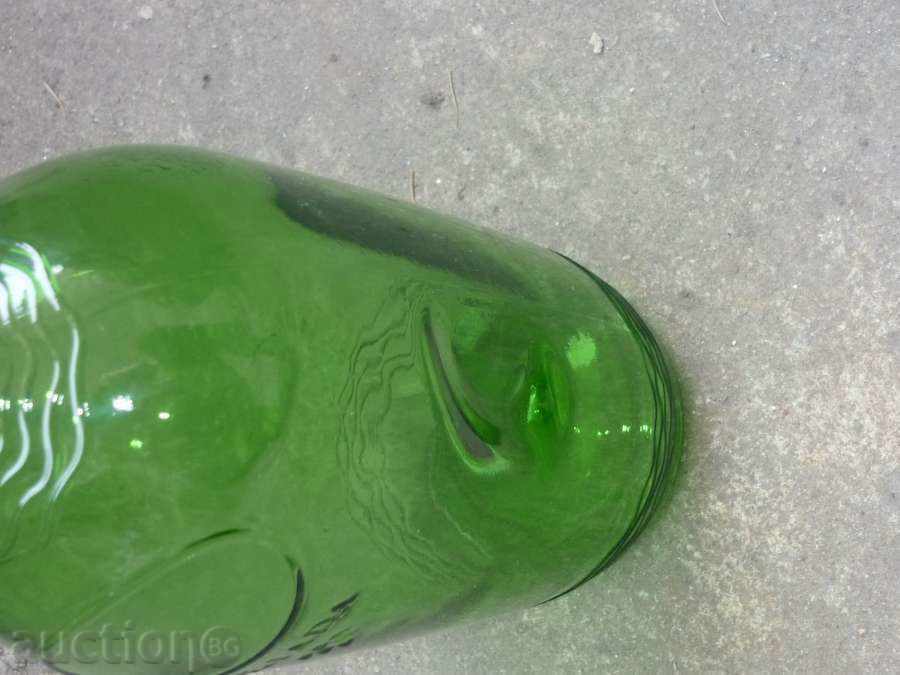 An interesting bottle of wine - 70s of the twentieth century with price 31.00 BGN | € 15.85