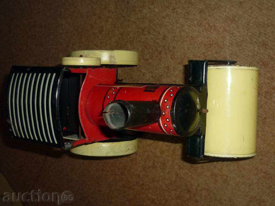 Vintage tin toy with winding mechanism with price 49.00 BGN | € 25.05 Vintage tin toy with winding mechanism with price 49.00 BGN | € 25.05
