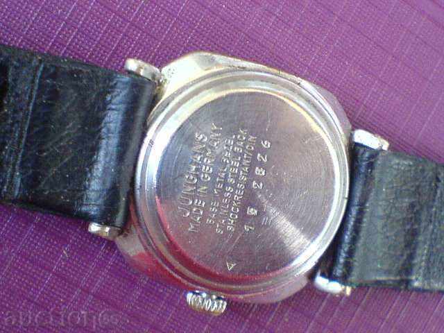 Ladies watch - quartz with price 39.00 BGN | € 19.94 Ladies watch - quartz with price 39.00 BGN | € 19.94