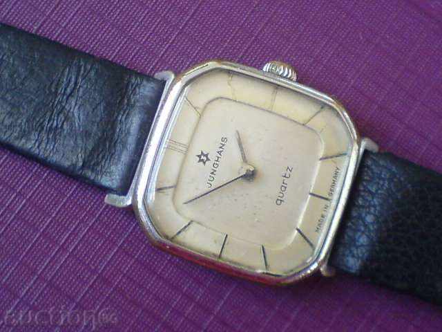 Delivery of Ladies watch - quartz Delivery of Ladies watch - quartz