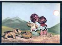Artist St. Tsoneva - model de păpuși și câine în munți A7437