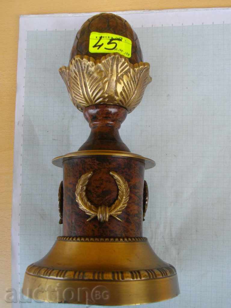 Indian ornament with price 20.00 BGN | € 10.23 Indian ornament with price 20.00 BGN | € 10.23