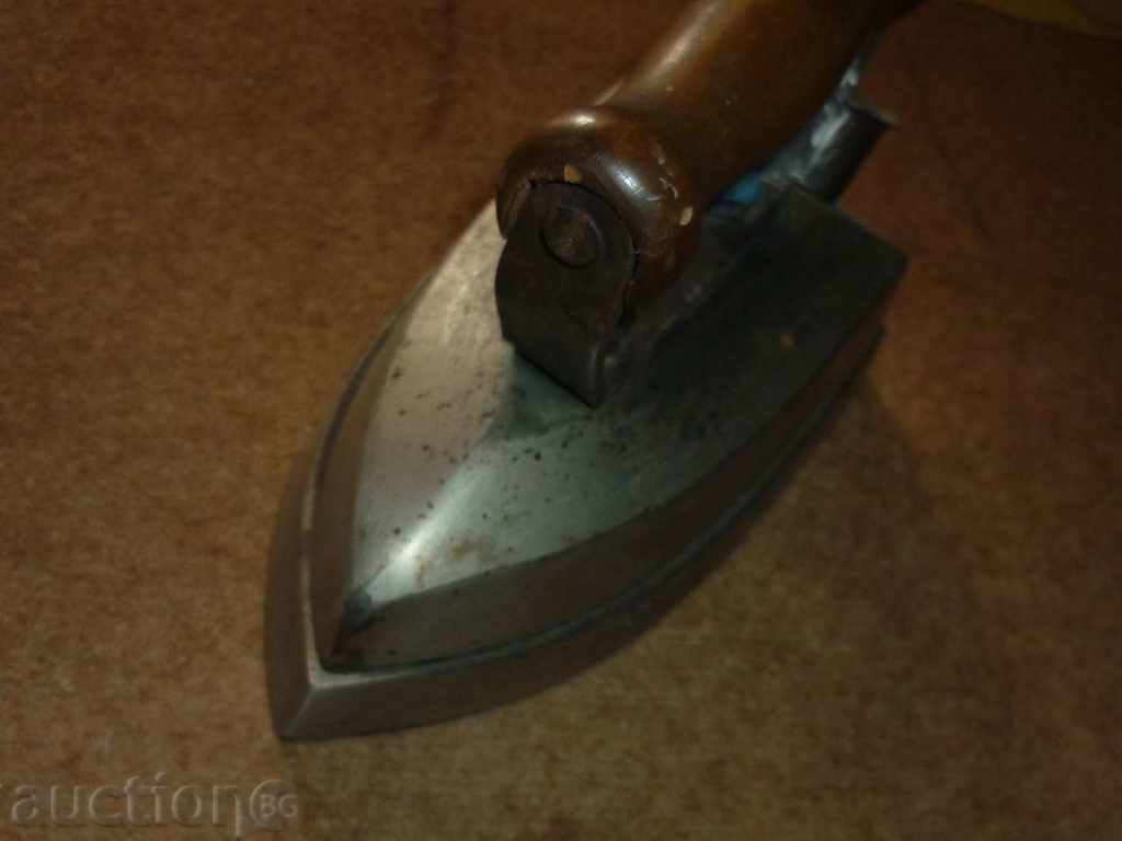 Socialist electric iron - 6