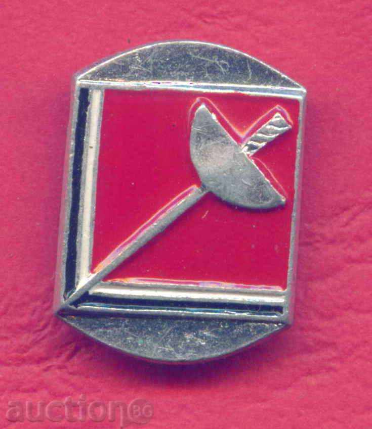 Auction SPORTS - FOOTBALL - USSR / Z181 badge Auction SPORTS - FOOTBALL - USSR / Z181 badge