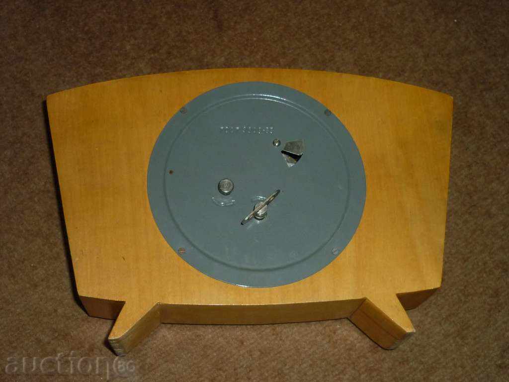 Delivery of Socialist Interior Clock 60s of the 20th Century Delivery of Socialist Interior Clock 60s of the 20th Century