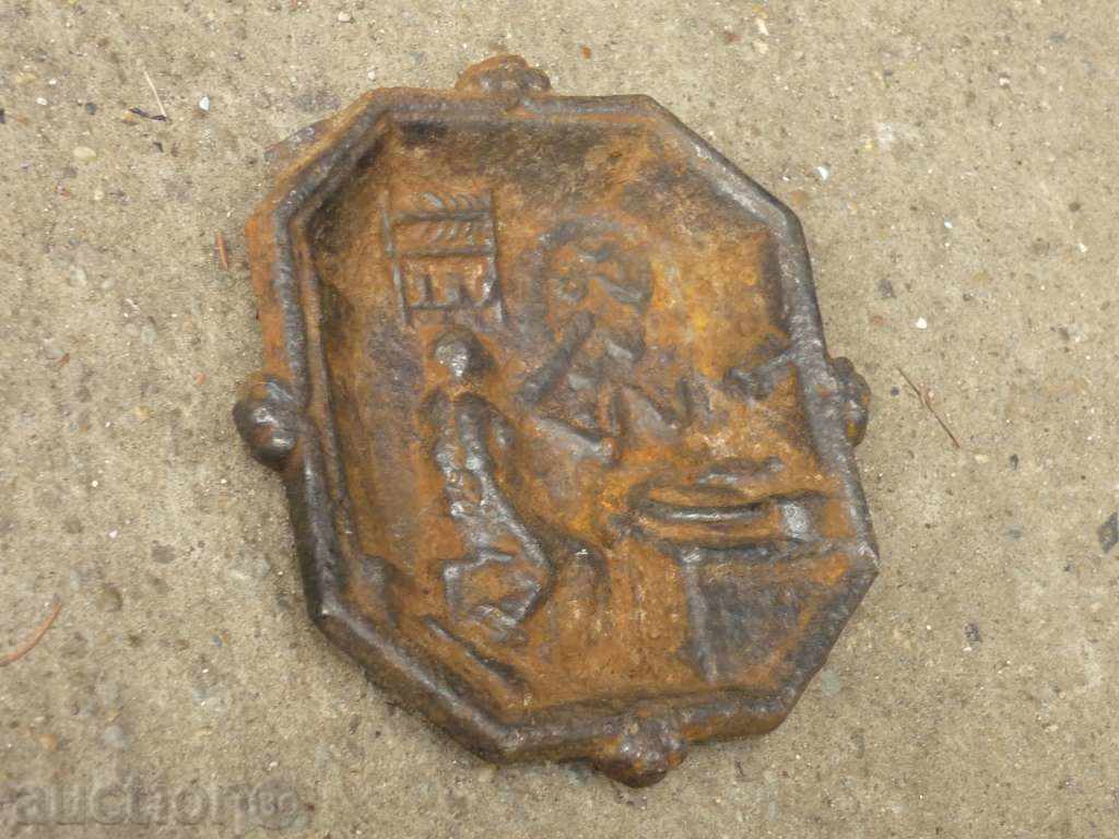 Ancient cast iron appliqué with price 37.00 BGN | € 18.92 Ancient cast iron appliqué with price 37.00 BGN | € 18.92