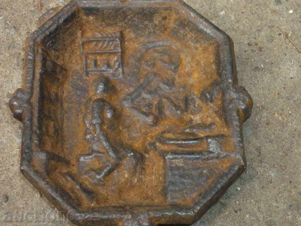 Auction Ancient cast iron appliqué Auction Ancient cast iron appliqué