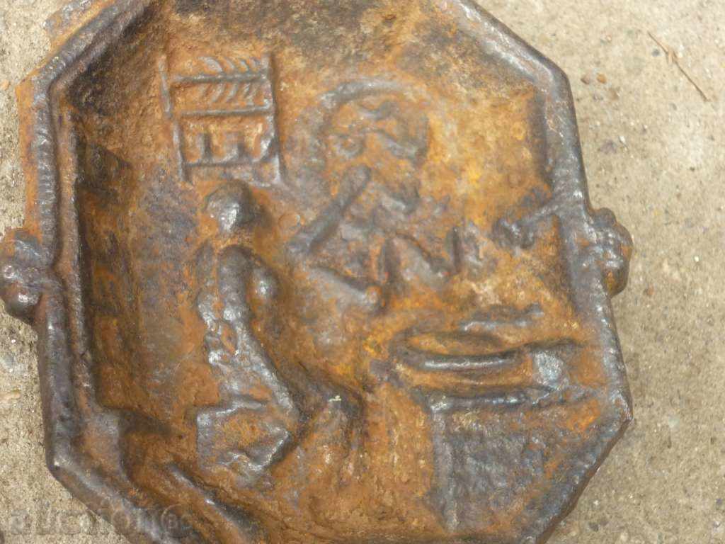 Delivery of Ancient cast iron appliqué Delivery of Ancient cast iron appliqué