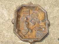 turnate antic applique fier