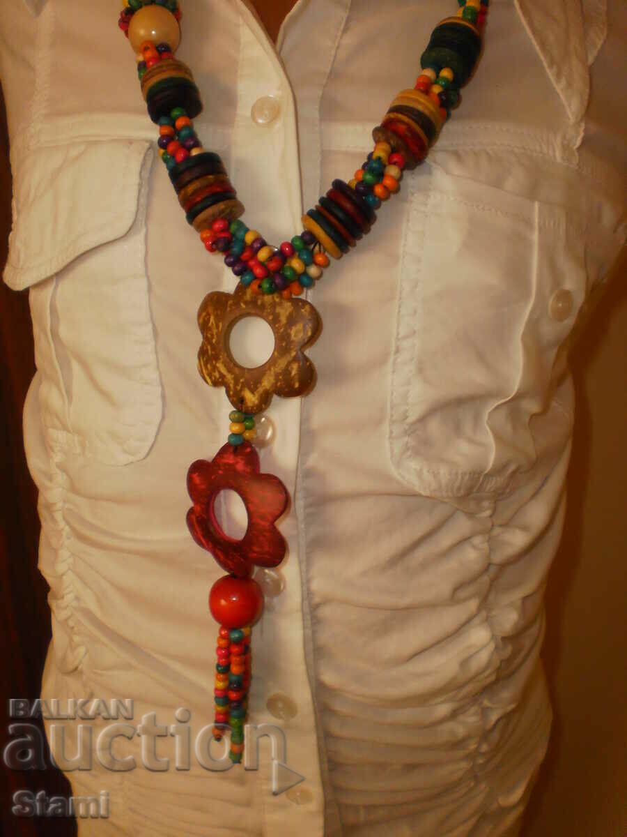 Auction  Exotic coconut-multicolored-2 necklace
