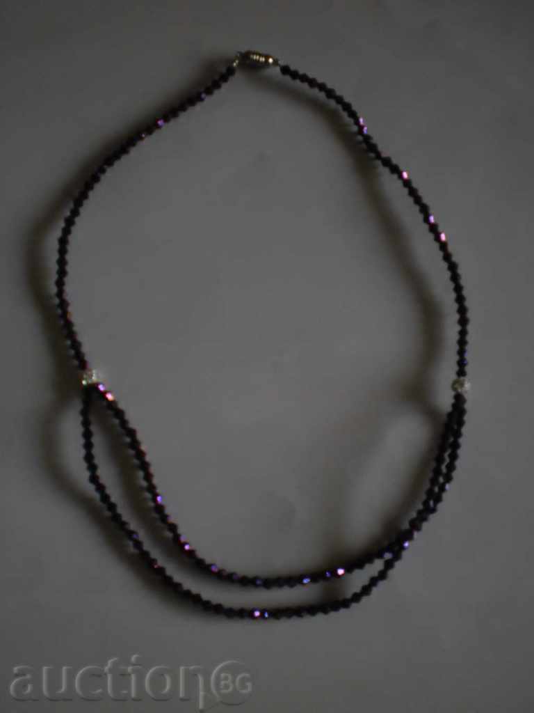 Auction Necklace of glass beads-purple Auction Necklace of glass beads-purple