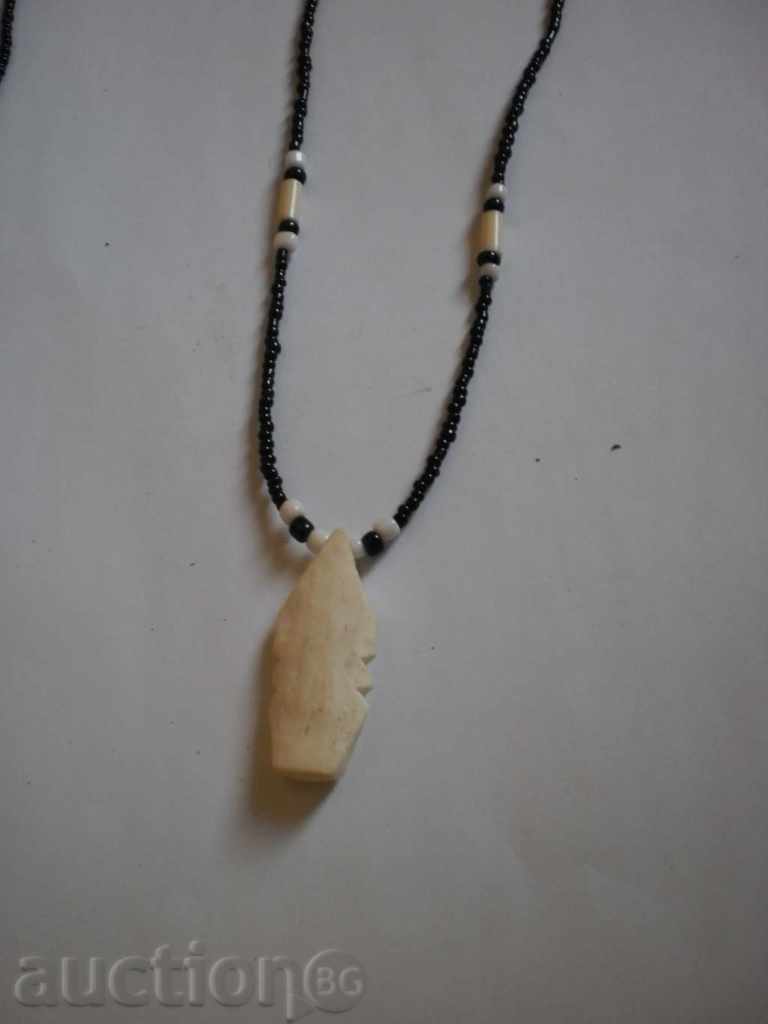 Παράδοση Κολιέ με κόκαλο καμήλας στο grunge στυλ-2 Παράδοση Κολιέ με κόκαλο καμήλας στο grunge στυλ-2