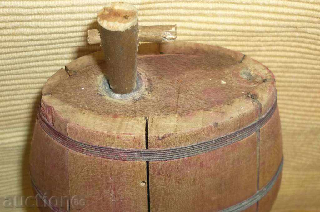 Delivery of An old wooden pave