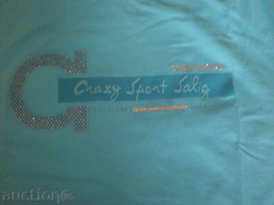 Delivery of Luxury T-shirt for boy in turquoise color, size 140 Delivery of Luxury T-shirt for boy in turquoise color, size 140
