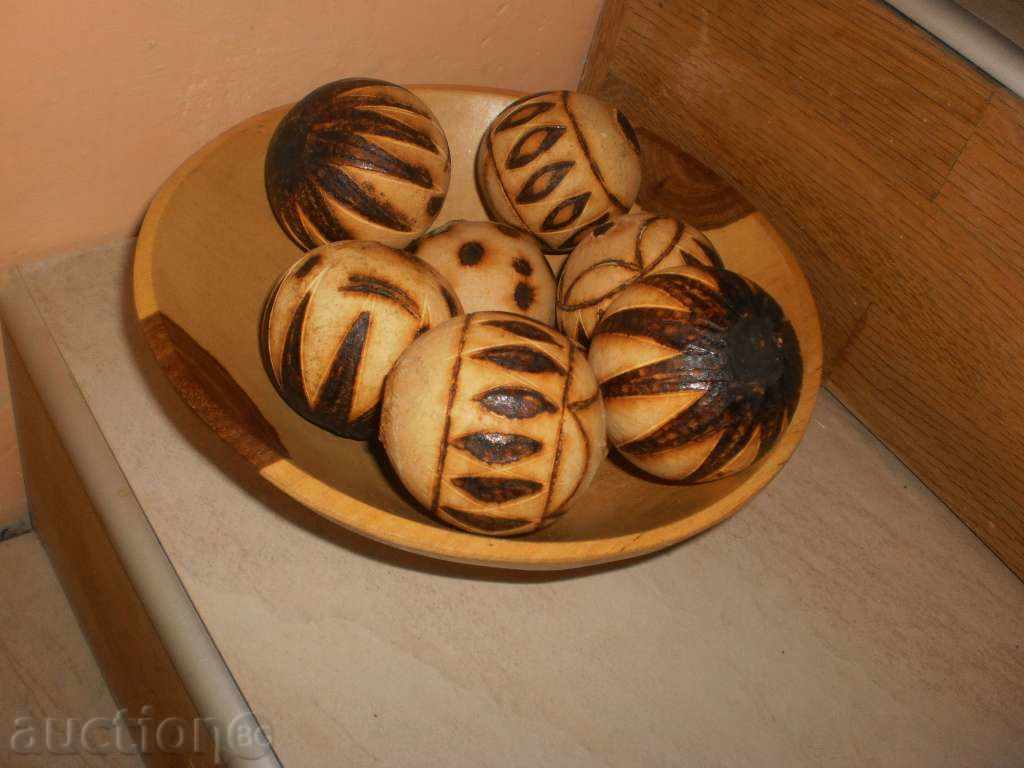 Delivery of Decorative monkey balls