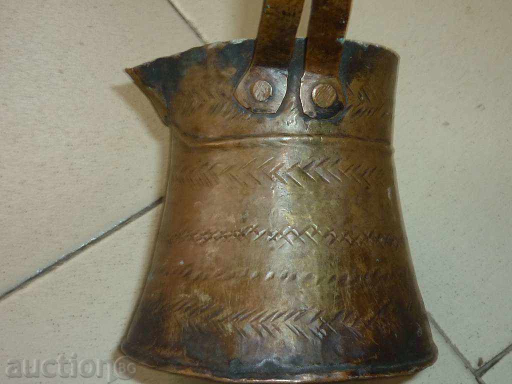 Livrarea oală de cupru antic Livrarea oală de cupru antic