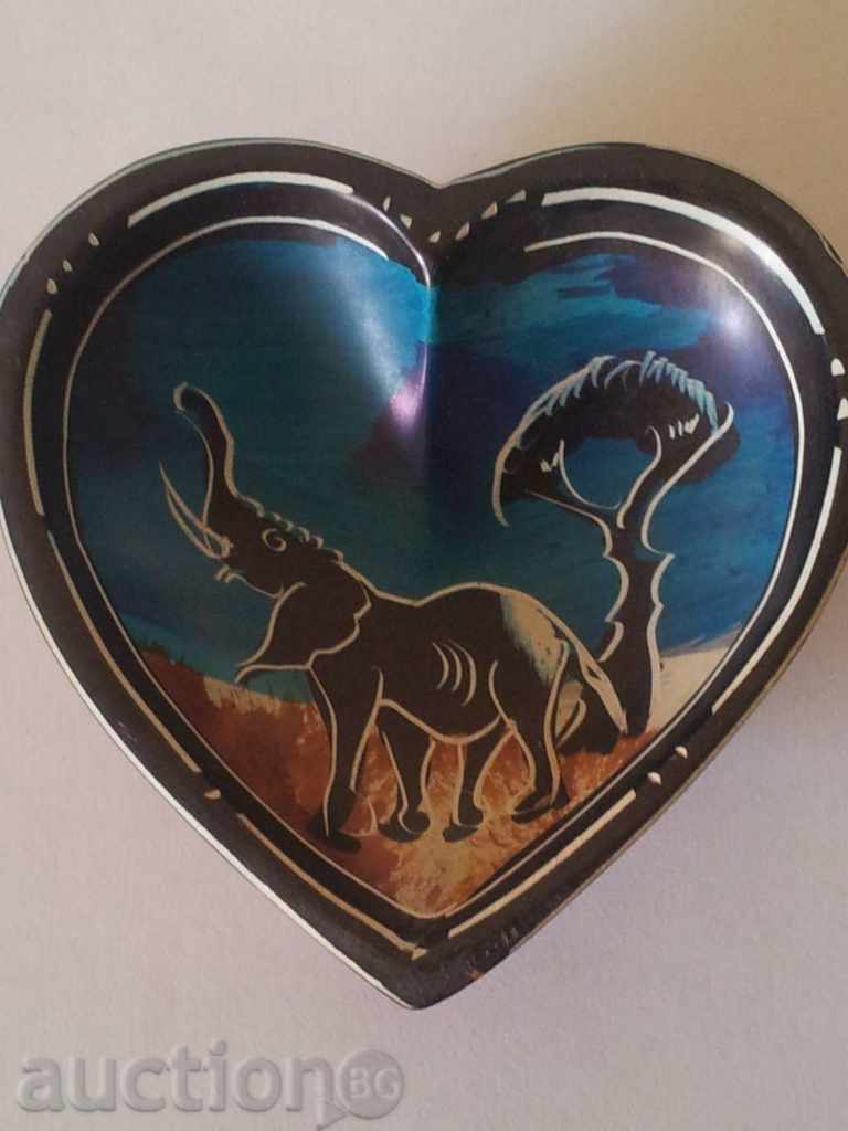 Декоративна купичка -сърце от сапунен камък-BIG 5 -слон-2