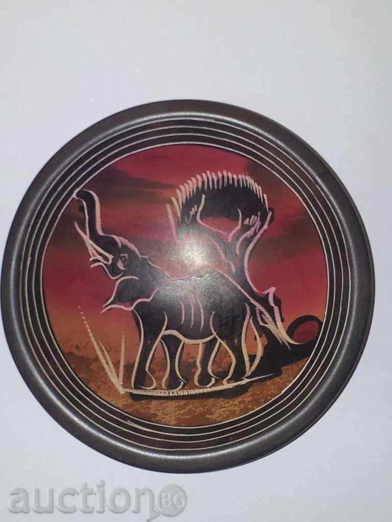 Auction  Decorative bowl of soapstone-BIG 5-elephant, see price-4