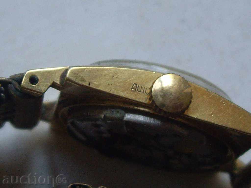 Auction Ladies Handheld Russian Clock '' Chaika '' Auction Ladies Handheld Russian Clock '' Chaika ''