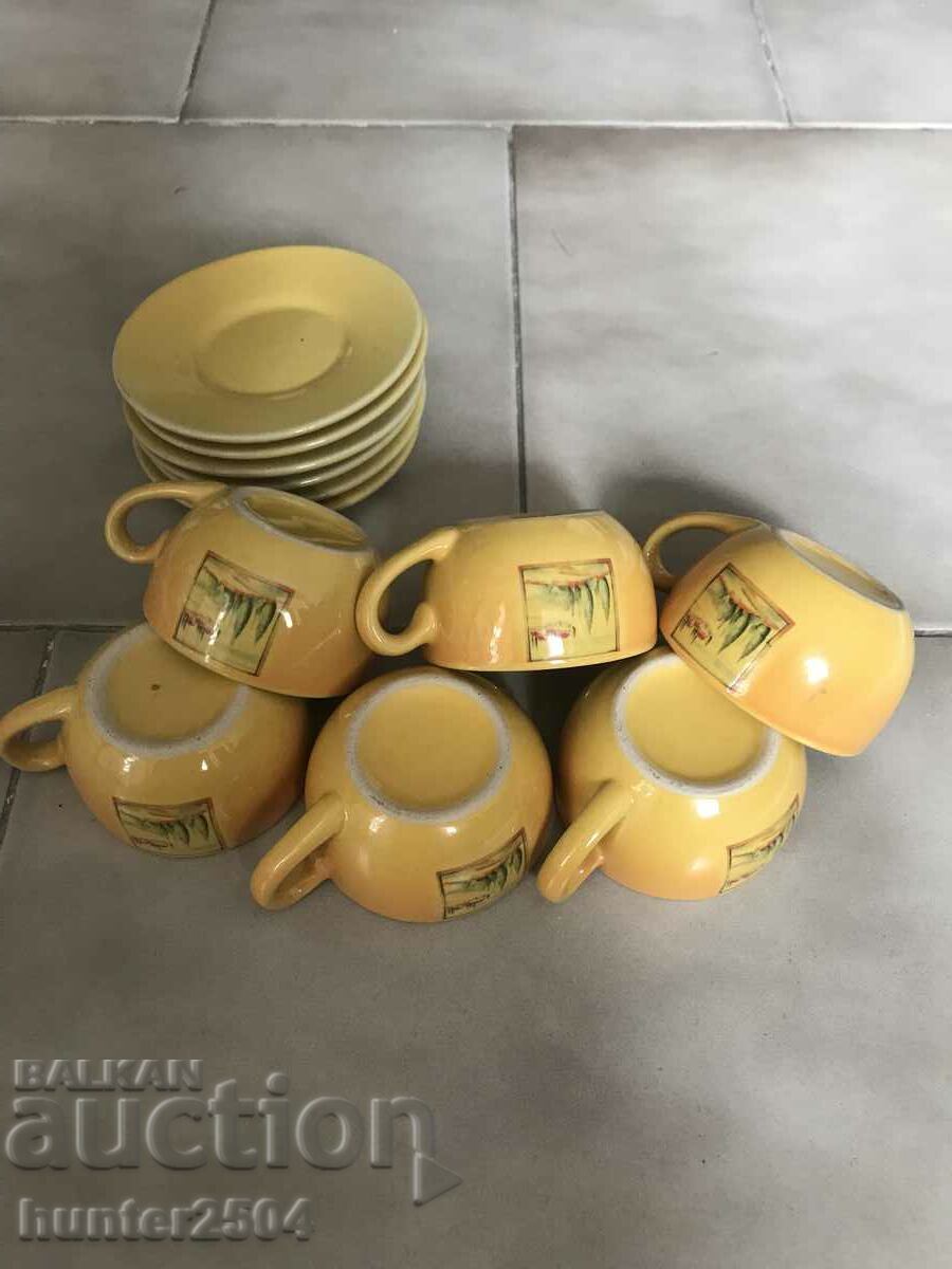 Auction Cups + plates for coffee, porcelain, lycra. in 12 parts. Auction Cups + plates for coffee, porcelain, lycra. in 12 parts.