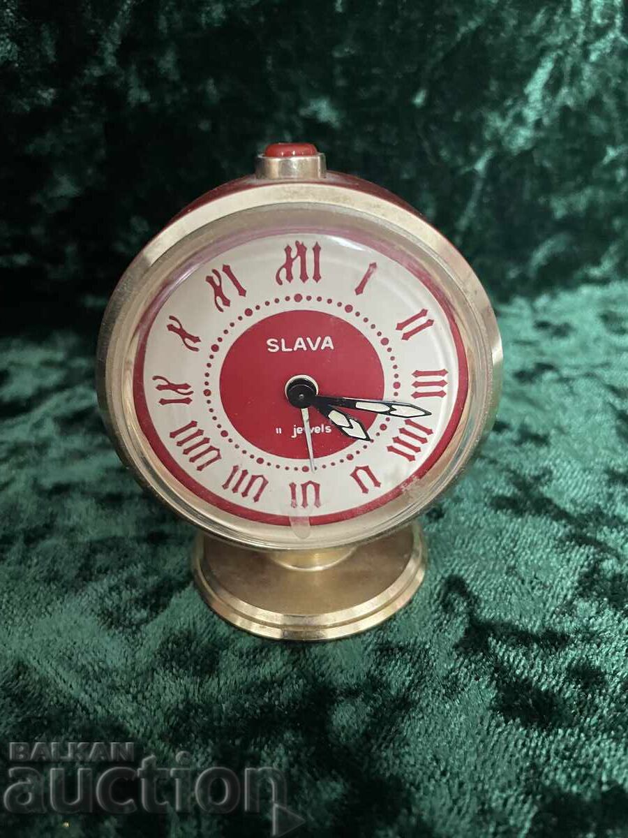 Часовник Слава-СССР,настолен