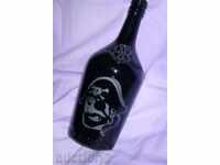 Colector butelia - "Jolly Roger". La Sofia