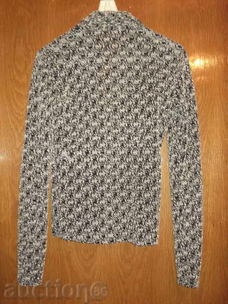 № 979 doamnelor bluza ...... cu preț 1.00 BGN | € 0.51