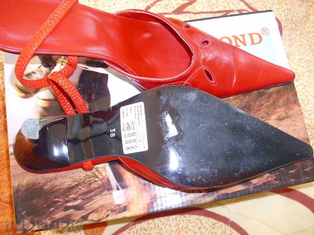 Auction  WOMEN SHOES - PROMOTION