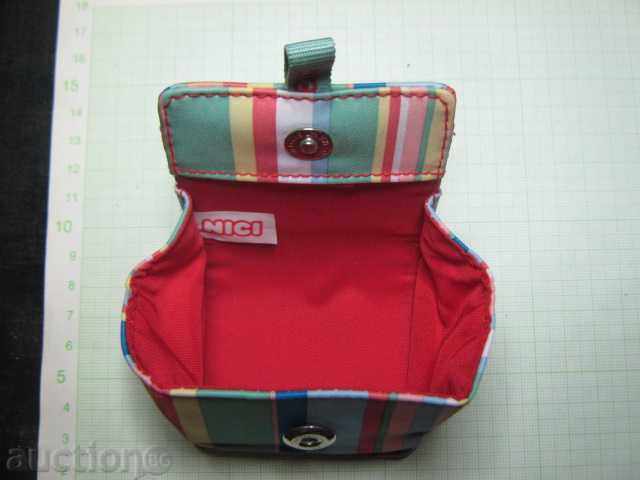 Licitație culoare pungă