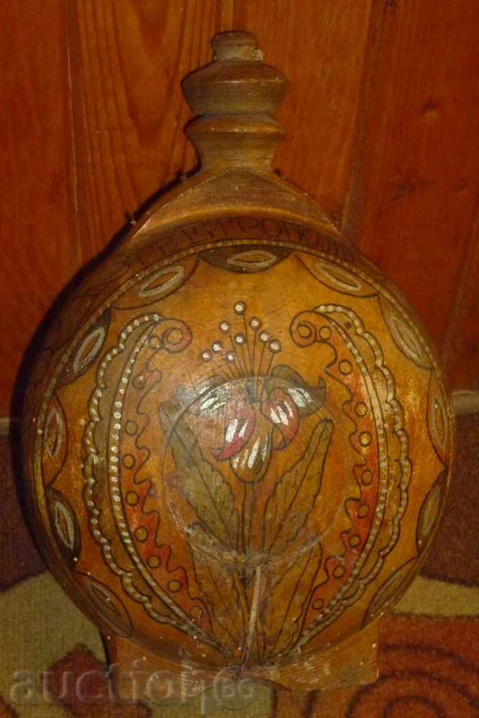 Ancient bulgarian wooden gift box