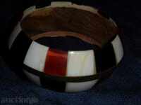 BRACELET made of wood and mother of pearl
