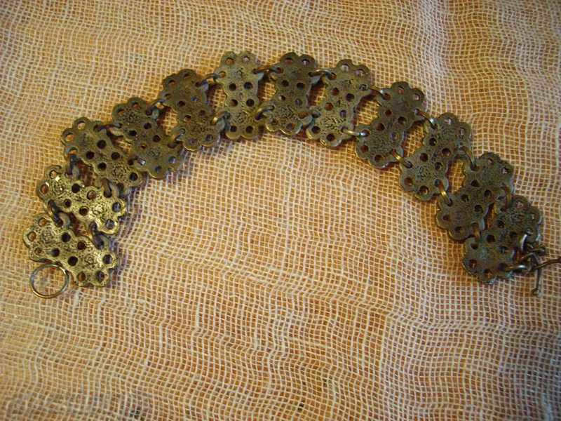 Auction I sell an old bracelet Auction I sell an old bracelet