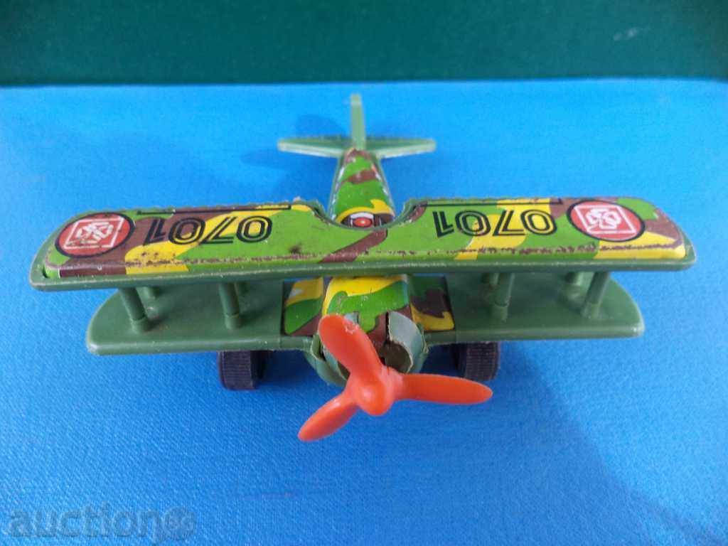 An old toy - an airplane with price 10.00 BGN | € 5.11 An old toy - an airplane with price 10.00 BGN | € 5.11