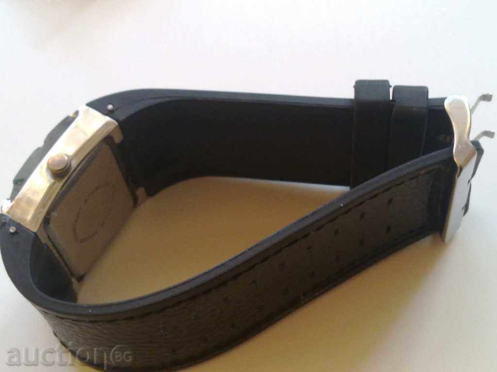 Ceas D & G cu preț 5.00 BGN | € 2.56 Ceas D & G cu preț 5.00 BGN | € 2.56