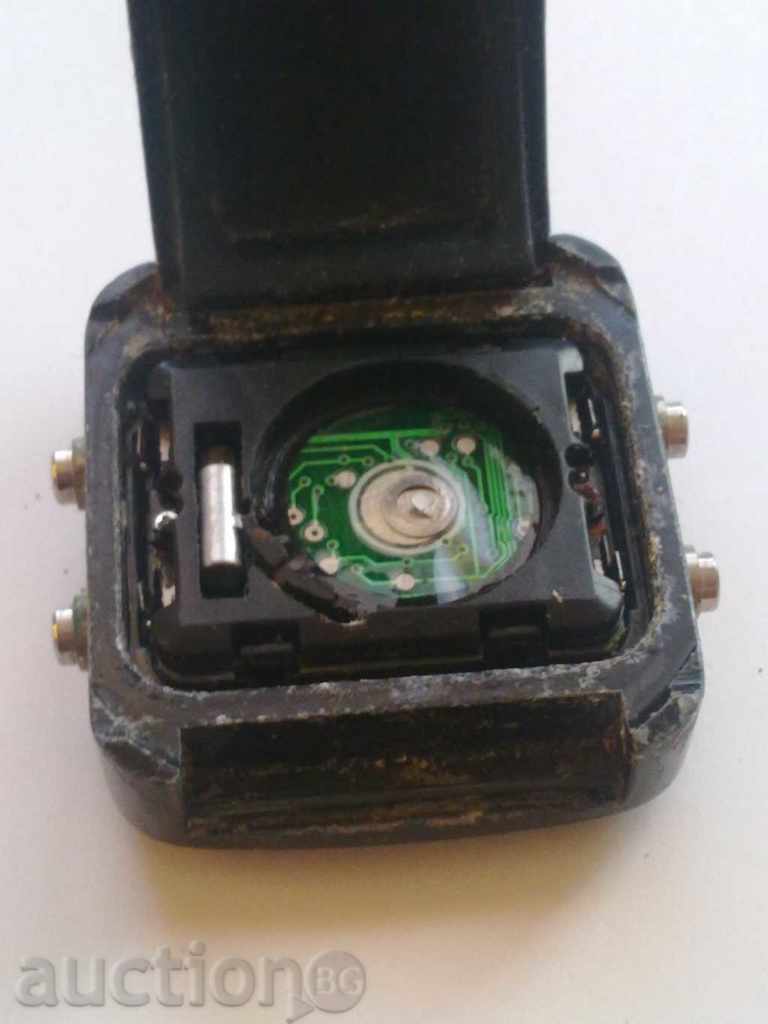 Ceas cu LED-uri Puma cu preț 4.00 BGN | € 2.05 Ceas cu LED-uri Puma cu preț 4.00 BGN | € 2.05