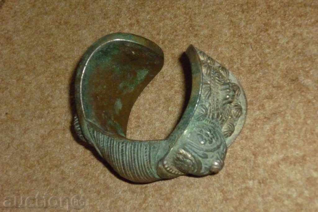 Renaissance bracelet silver bracelet, jewel, jewel with price 239.00 BGN | € 122.20 Renaissance bracelet silver bracelet, jewel, jewel with price 239.00 BGN | € 122.20